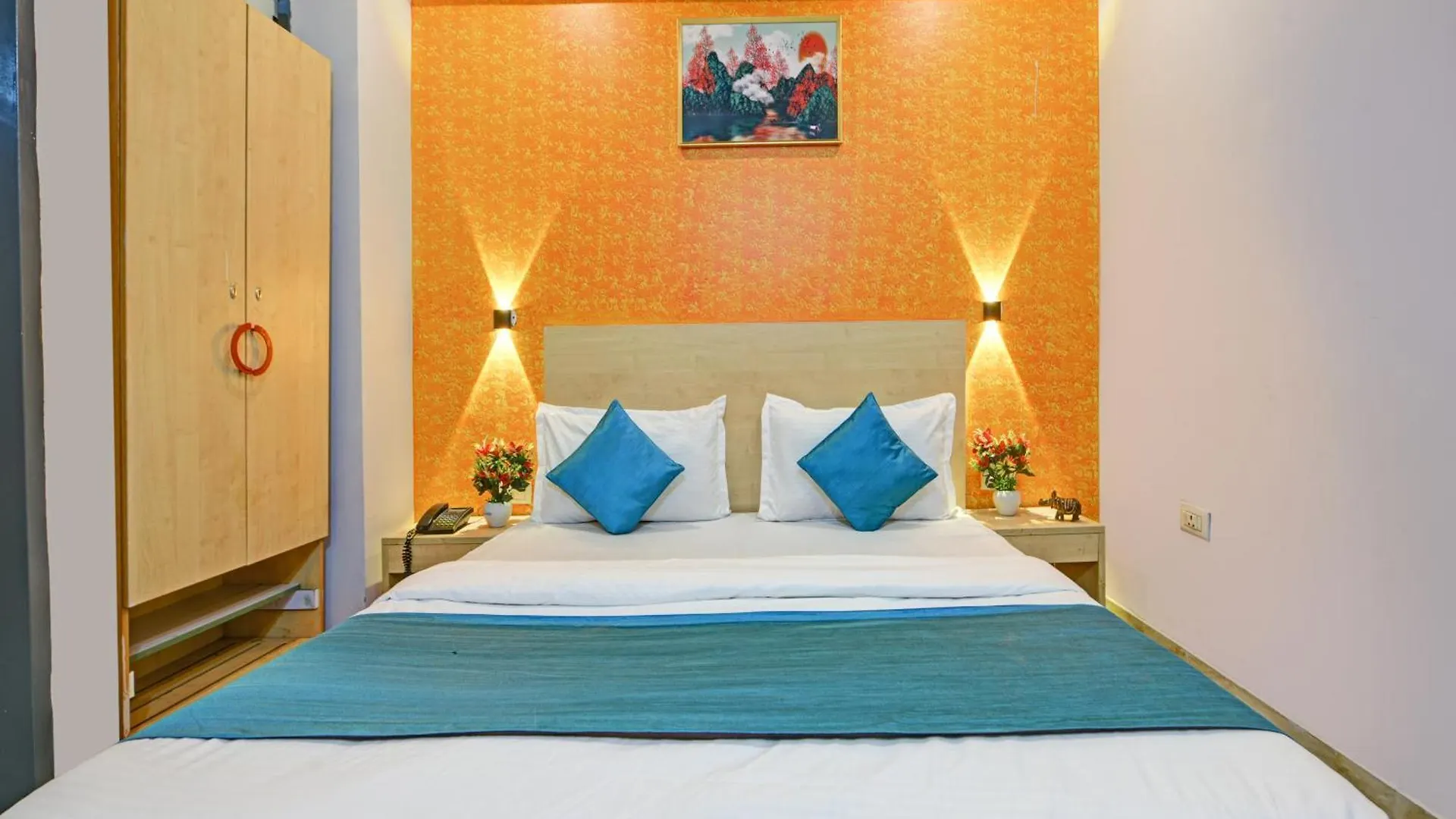 Отель Royal Spark Inn1 - Medicity Gurugram, Near Medanta Hospital Гургаон Индия
